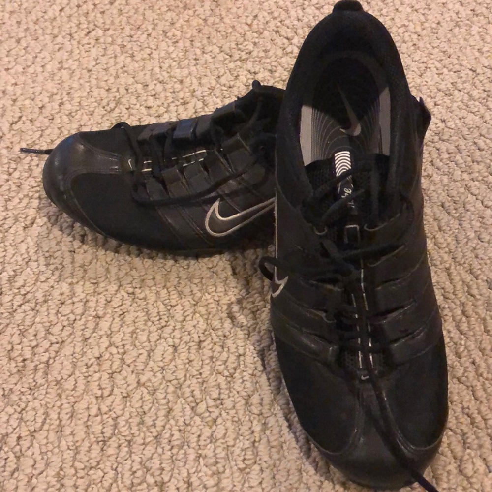 Nike Black Sneaker